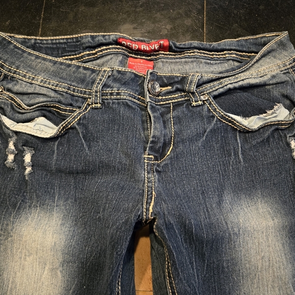 Red Rivet blue denim jean capris distressed juniors size 7 NWOT - Picture 3 of 8